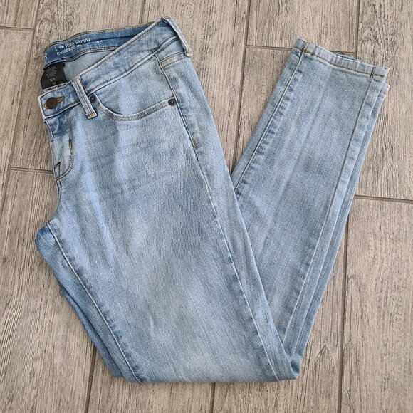 Mossimo Denim Low Rise Skinny Jeans Women’s Size 8/S (29) Light Wash - Picture 1 of 10